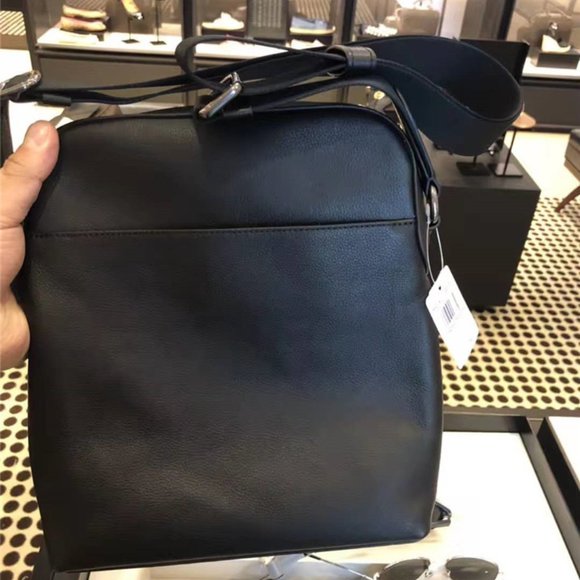 COACH F68014 HOUSTON SMOOTH LEATHER FLIGHT BAG BLK - Picture 6 of 17